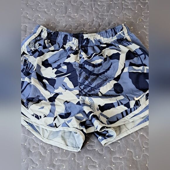 Nike Dri-Fit blue shorts size small - Picture 1 of 4